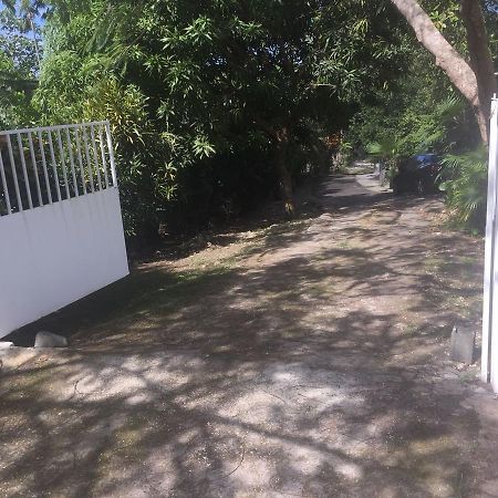 Location Bas De Maison Hotel Сен-Ан Екстериор снимка