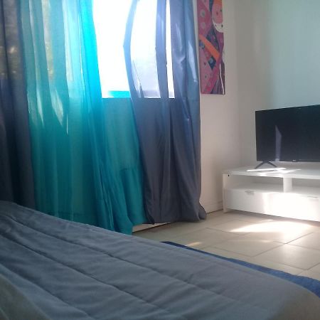 Location Bas De Maison Hotel Сен-Ан Екстериор снимка